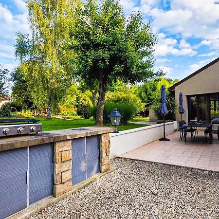 Tagibao Avec Piscine Chauffee Et *